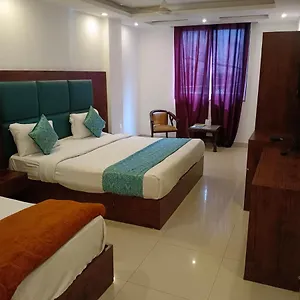 Hotel The Tark Near Igi Airport Delhi